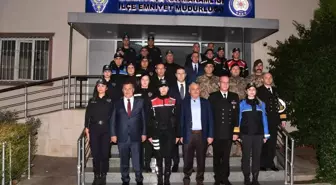 Vali yazıcı, 2022'nin son saatlerinde görevi başındaki güvenlik güçlerini ziyaret etti