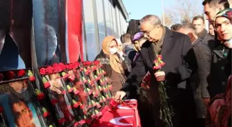 DERSHANE ÖNÜNDEKİ BOMBALI SALDIRIDA ÖLENLER ANILDI