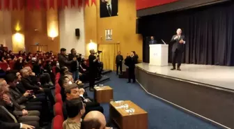 Trafik canavarı ile 43 yıldır mücadele eden Prof. Dr. Ilıcalı'ya 'trafik amca' unvanı verildi