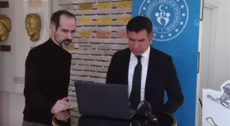 Türkiye Motosiklet Federasyonu Başkanı Uçar, AA'nın Yılın Fotoğrafları oylamasına katıldı
