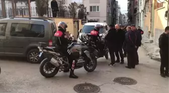 Bıçaklı kavgada yaralanan kişi hastaneye kaldırıldı