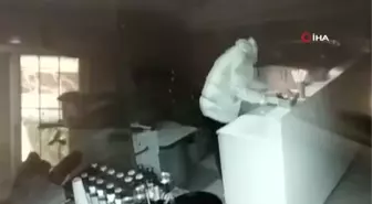 Bursa'da işyerinde hırsızlık kameralara böyle yansıdı