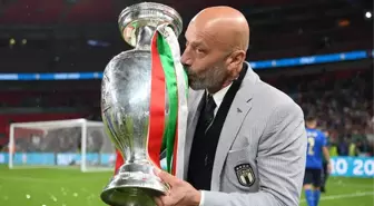 Bir döneme damga vuran İtalyan futbolcu Gianluca Vialli hayatını kaybetti