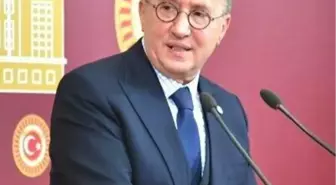 Lütfü Türkkan: 'Demokrasi Yolculuğuna Çıkan Bizlere Sarayın Sopası İşlemez'