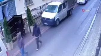 Ümraniye'de kombi hırsızlığı kamerada