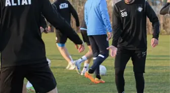 Altay'da Özgür sevinci
