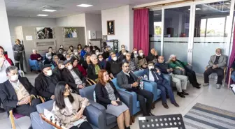 Emekli evi üyelerine şiir dinletisi