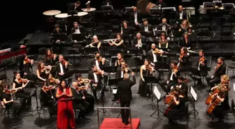 Ebb Senfoni Orkestrası'ndan 'Ustalara Saygı' Konseri