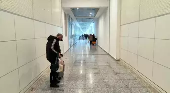 Sarp Sınır Kapısı'ndaki Iphone yoğunluğu yerini sessizliğe bıraktı