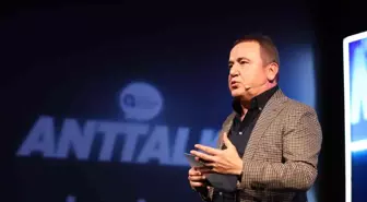 Başkan Böcek'ten gençlere ' 'Hayallerinizden vazgeçmeyin'
