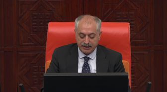 Çakırözer: 'Tüm Baskılara Rağmen, Haber Alma Hakkını Her Şeyden Üstün Gören Gazetecilerimiz Hep Var Oldu ve Var Olacak'
