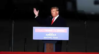 Trump'tan Biden'a 'gizli belge' tepkisi: 'FBI, Biden'ın evine, hatta Beyaz Saray'a ne zaman baskın düzenleyecek?'