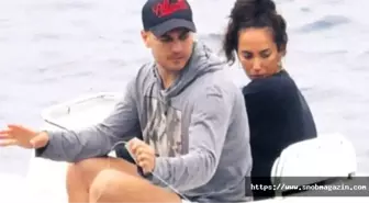 Çağatay Ulusoy ile Duygu Sarışın Ayrıldı! Ulusoy, Ayrılık Sonrası Ünlü Oyuncuyla Sarmaş Dolaş Eğlendi