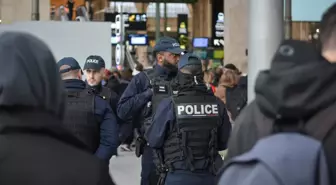 Paris'te tren garında bıçaklı saldırı