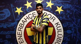 Samet Akaydın resmen Fenerbahçe'de