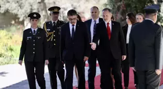 Türkiye'nin Tel Aviv Büyükelçisi Torunlar, İsrail Cumhurbaşkanına güven mektubunu sundu