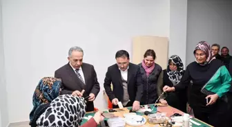 Vali Çiçek ve Başkan Yalçın deri tezgahında