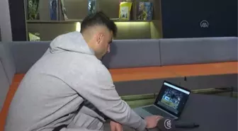 Serdar Gürler, AA'nın 'Yılın fotoğrafları' oylamasına katıldı