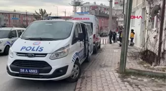 EVİNDE ÖLÜ BULUNDU; 7 ARKADAŞI GÖZALTINA ALINDI