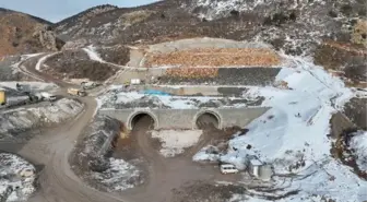 Karadeniz'i Akdeniz'e bağlayacak Geminbeli Tüneli'nde son 100 metre