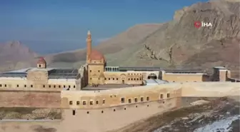 Tarihi İshak Paşa Sarayı 295 bin ziyaretçiyle tüm zamanların ziyaretçi rekorunu kırdı