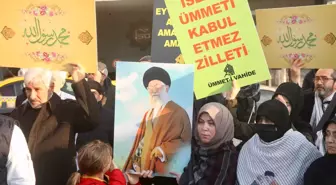 Charlie Hebdo'nun Hamaney karikatürleri İstanbul'da protesto edildi