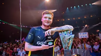 2022'nin en iyi CS: GO oyuncusu s1mple oldu