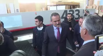 Bakan Özer: 'Türkiye'de mesleki eğitim sorunu büyük oranda çözüldü'