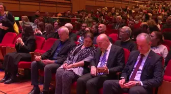 Nazım Hikmet ve Yannis Ritsos İzmir'de Anıldı