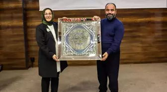 Van Büyükşehir Belediyesinden 'Aile Okulu Başlıyor' konferansı