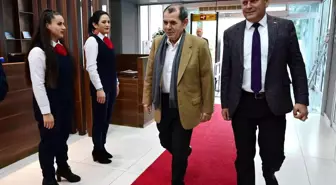 Galatasaray Başkanı Dursun Özbek, Kemer'de ziyaretlerde bulundu