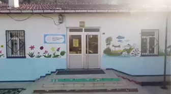 Küplü Köy Yaşam Merkezi'nde üç kuşak eğitim alıyor