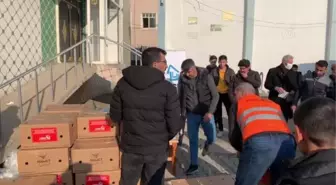 Batman'da LÖSEV 'Mutlu Et' paketleriyle yardımda bulundu