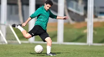 Bursaspor'da Özer Hurmacı sakatlandı