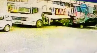 Kars'ta seyir halindeki aracın çarptığı kişi hayatını kaybetti: O anlar kamerada