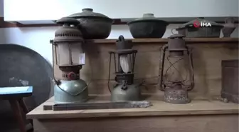 Mübadillerin yanlarında getirdikleri asırlık eşyalar dernek binasında sergileniyor