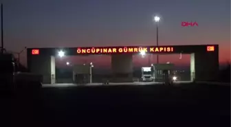 SURİYE'DEN PKKYPG'Lİ TERÖRİSTLERCE ATEŞLENEN 8 ROKET MERMİSİ ÖNCÜPINAR SINIR BÖLGESİNE DÜŞTÜ