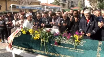 Malta'da canice öldürülen Pelin Kaya son yolculuğuna uğurlandı
