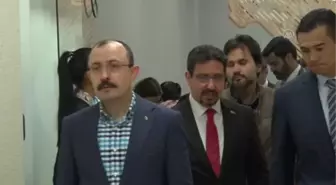Ticaret Bakanı Mehmet Muş, beraberindeki heyet ile Business Forum'a katılmak üzere Venezuela'da