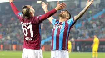 Trabzonspor'dan gol şov! İstanbul ekibi bozguna uğradı