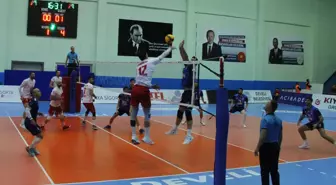 Voleybol: AXA Sigorta Efeler Ligi