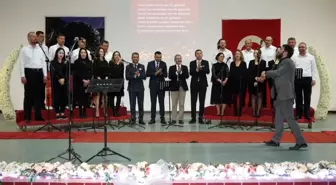Çivril korosu sesleriyle gönülleri fethetti