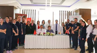 TOÇEV Başkanı Ebru Uygun, Medical Point Gaziantep'te sağlık çalışanlarıyla bir araya geldi