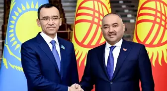 Kırgızistan'da 'Kırgız-Kazak halkının manevi zenginliği Cengiz Aytmatov' forumu düzenlendi