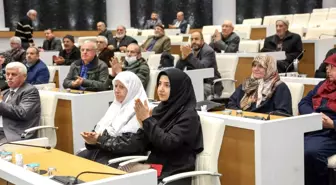 Meram'da mahalle sakinleri yeni tapularına kavuştu