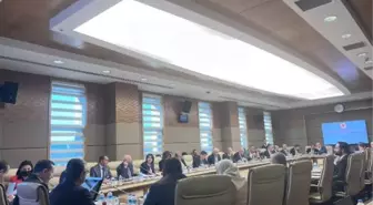 Milli Eğitim, Kültür, Gençlik ve Spor Komisyonu'nda, 'Lütuf' tartışması