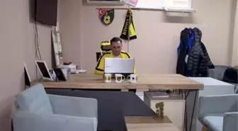 İstanbulspor'un sosyal medyada gündem olan 'vefalı taraftarı' takımını yalnız bırakmıyor