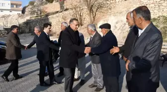 Vali Mahmut Çuhadar, köylülerin sorunlarını dinledi