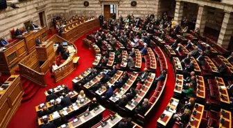 Yunanistan'da muhalefetten hükümete dinleme skandalı hakkında gensoru önergesi