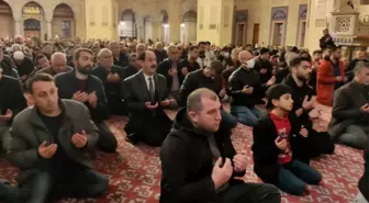 Adana'da Regaib Kandili'nde camiler dolup taştı
